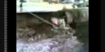 İstinat Duvarı Yıkılıyor