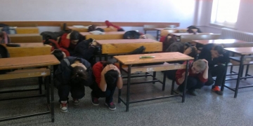 Deprem Anında Yapılması Gerekenler