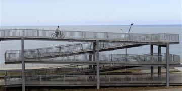 350 Metrelik Yaya Üst Geçidi Olur mu?