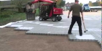 Beton Parke Taşı Yerleştirme Makinesi