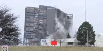 Kusursuz Bir Bina Yıkımı