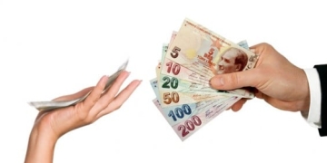 Devlet kiradan vazgeçemiyor