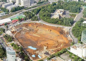 Tokyo şimdi de stadyumu iptal etti