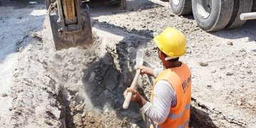 Elektrik hatları yerin altına alınıyor