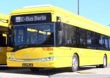 Berlin’e Elektrikli Otobüs Sloganı ”Sarı Kokmaz”