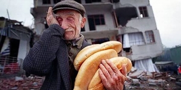 Nasıl Yıkılır? 17 Ağustos 1999 Gölcük Depremi