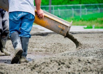 Yıkılan Binaların Atıkları Hazır Betona Dönüştürülecek