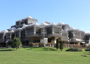 Priştine’nin Sembolü: ‘Kubbeli Kütüphane’