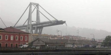 İtalya’da Köprü Çöktü!