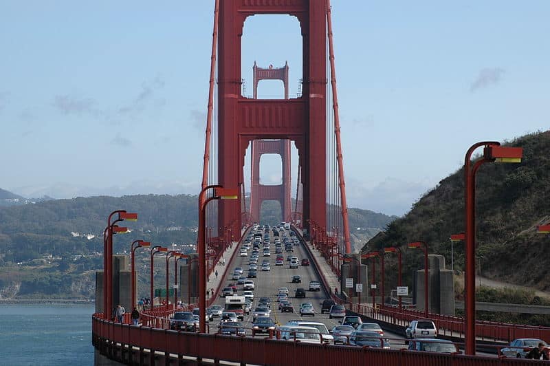 Golden Gate Köprüsü (Altın Kapı)