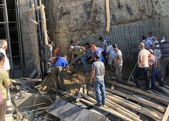 Hatay’da okulun istinat duvarı yapım aşamasında çöktü!