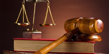 Danıştay Islak İmzanın Kaldırılmasını Durdurdu