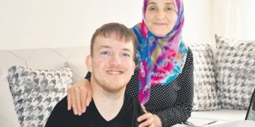 İnşaat Mühendisi Sevdasıyla Engelleri Aştı