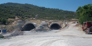Honaz Tüneli Çalışmalarında Sona Yaklaşıldı