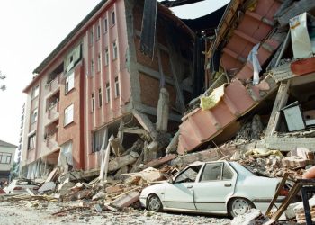 Yakın Tarihimizdeki En Korkunç 10 Deprem