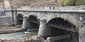 Tarihi Albay Lake Köprüsü restorasyonun yüzde 80’i tamamlandı