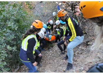 Dağ Arama ve Kurtarma Ekibinden Gerçeğini Aratmayan Tatbikat
