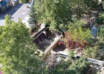 Yeşil çatısı yağmur depolayacak, güneşten elektrik üretecek