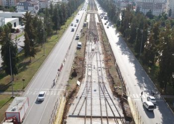3. Etap Raylı Sistem’de raylar döşenmeye başladı