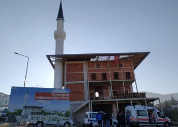 Cami inşaatından düşen genç işçi yaşamını yitirdi