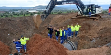 İzmir’de su arızası giderildi, ana hatta su verilmeye başlandı