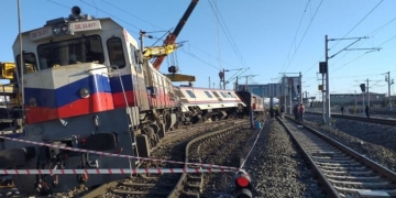 Ankara’da yolcu treni raydan çıktı