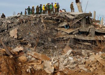 Kamboçya’da inşaat halindeki 7 katlı bina çöktü: 36 ölü