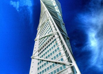 Malmö’nün Dönen Gövdesinin Arkasındaki Hikaye | Turning Torso