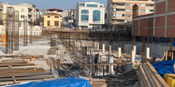 İstinat duvarının altında can verdi