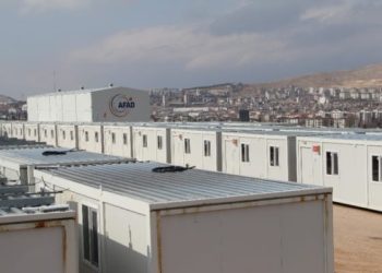 Elazığ’da konteyner kent çalışmaları aralıksız sürüyor