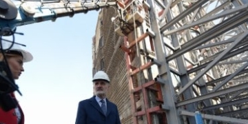 Denize doğru kayan Liman Han’ın ön cephesi askıya alındı