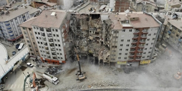 Elazığ’da 12 saatte 55 deprem meydana geldi