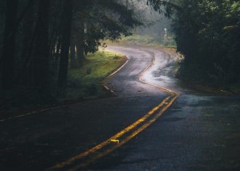 Kendinden Gitmek İster İnsan