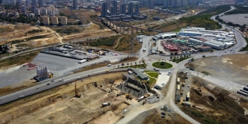 “Türkiye’nin deprem izolatörlü ilk konut projesi”nin temeli atıldı