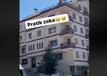 İnşaat işçilerinden ilginç kum taşıma yöntemi