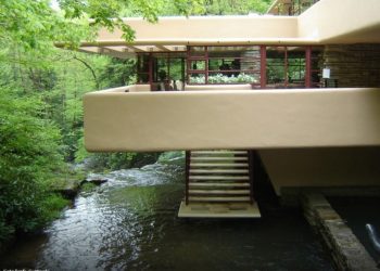 Doğa ile iç içe – Şelale Evi