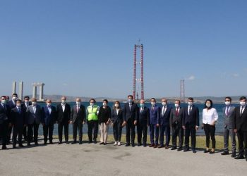 Bakan Karaismailoğlu, 318 metre yüksekten 1915 Çanakkale Köprüsünü inceledi